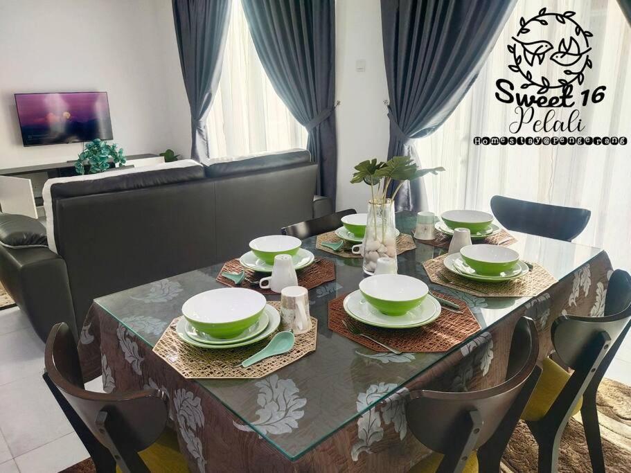 Sweet 16 Pelali Homestay Пенгеранг Экстерьер фото